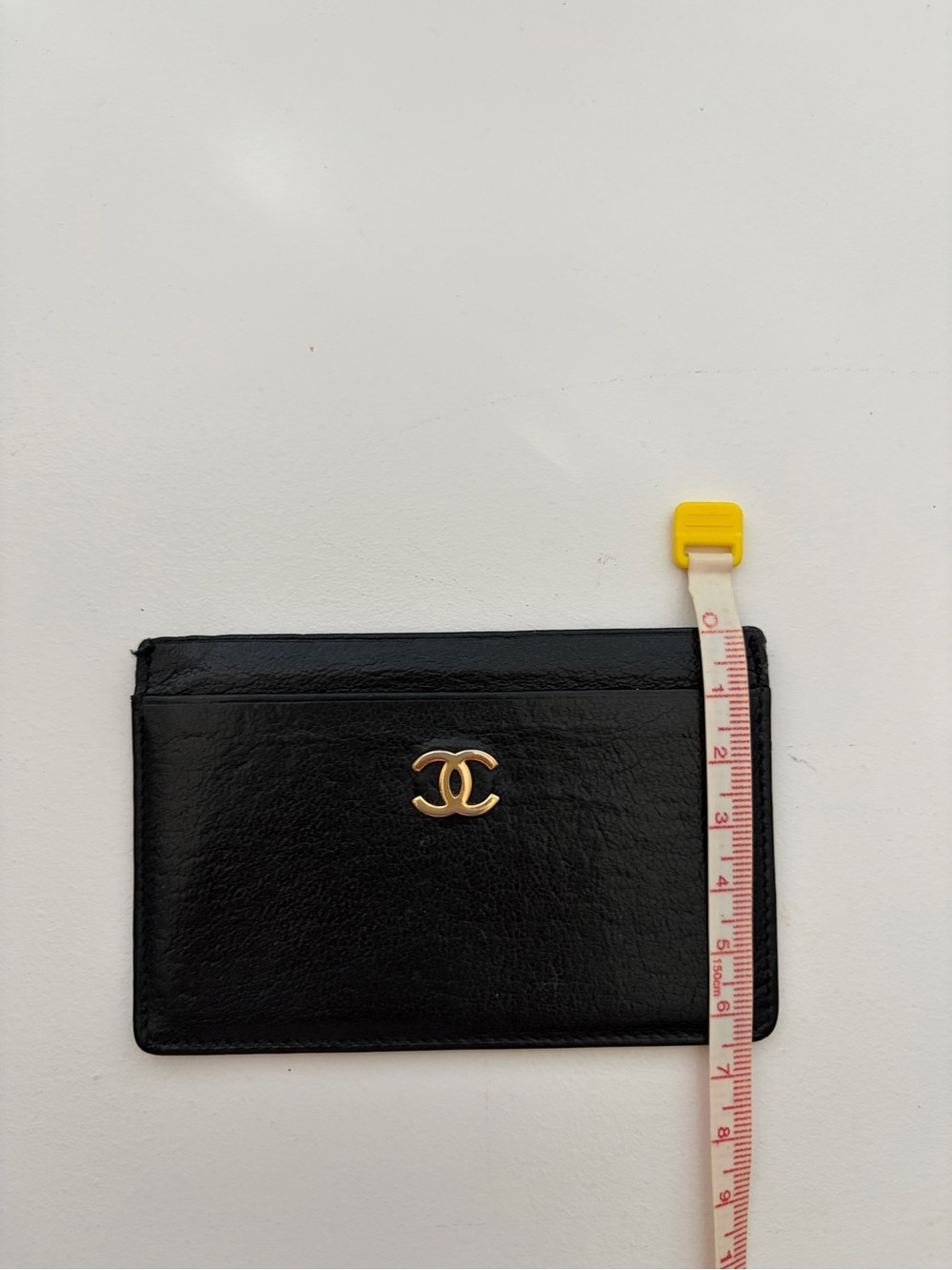 CHANEL Black Leather Card Holder with Gold CC logo - Authentic - Picture 9 of 11